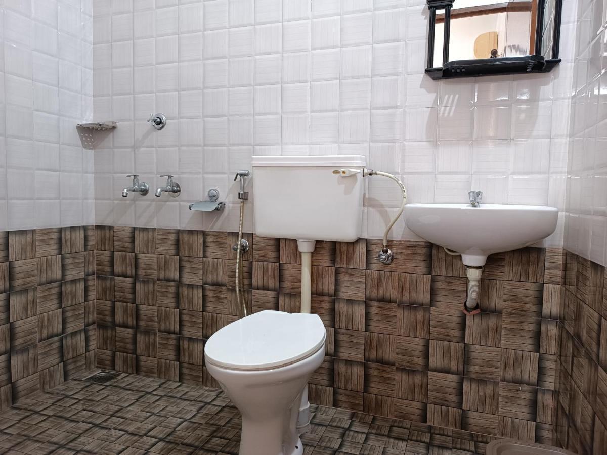 Prakriti Homestay Fortkochi Air Conditioned Rooms エクステリア 写真